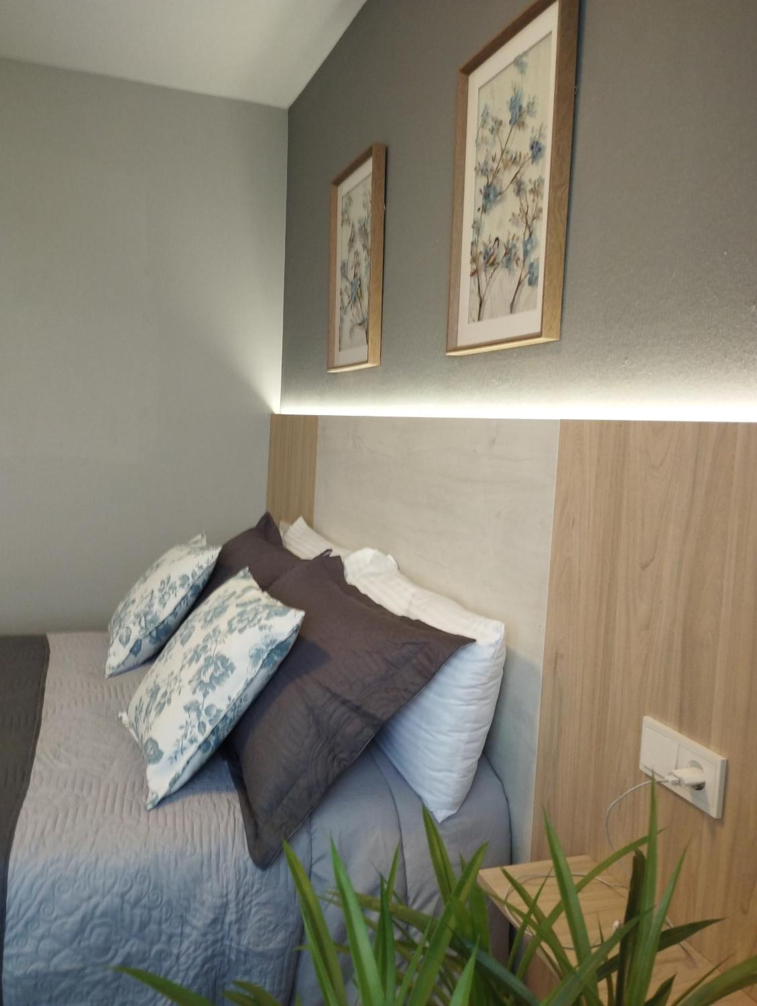 Grupo Arcanos Pension Atenea & Via Romana Caldas De Reis Zewnętrze zdjęcie